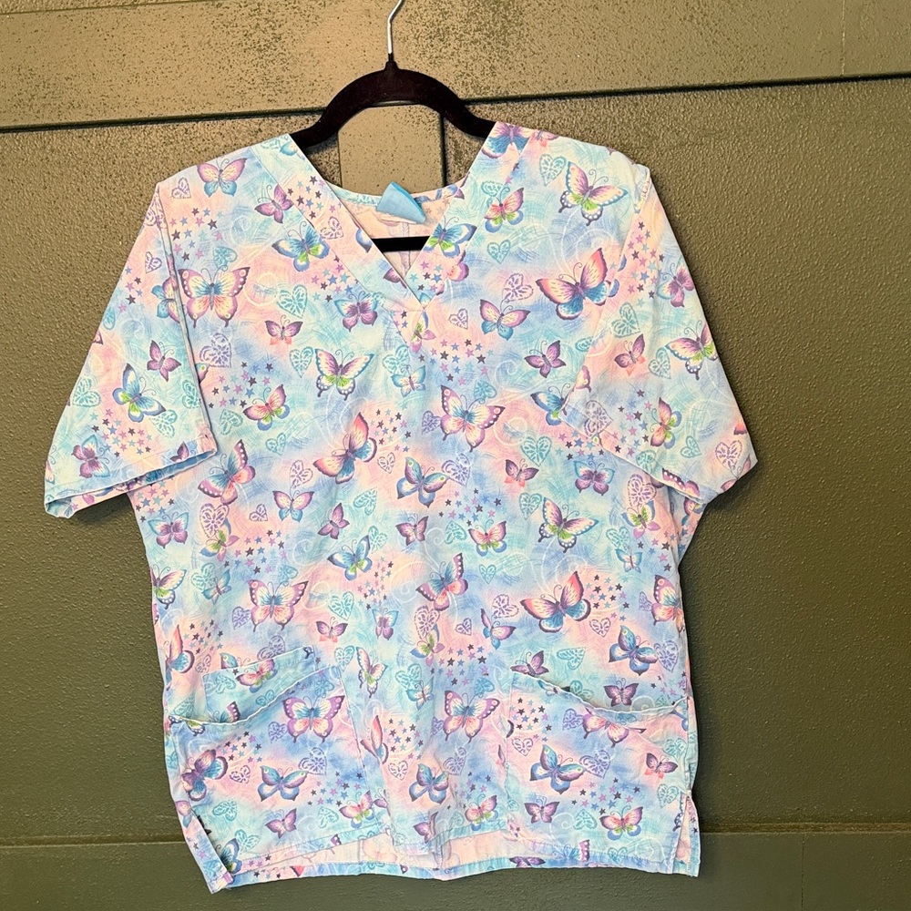 Butterfly Print Scrub Top